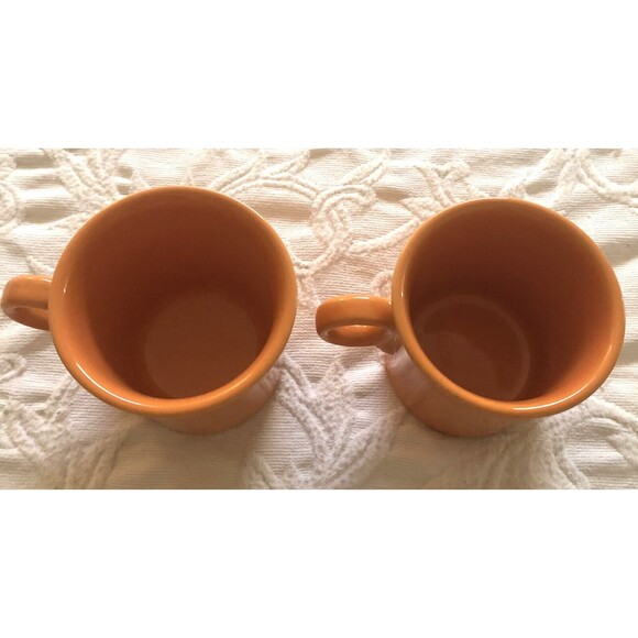 Set Of 2 FIESTA Ware Tangerine Coffee Mugs Ring Handle Tom and Jerry HLC USA - Picture 2 of 6